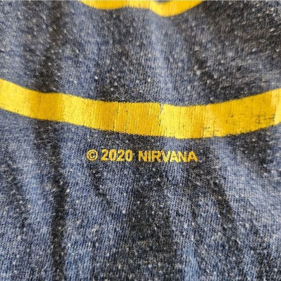 Nirvana Soft Yellow Classic Smiley Face Logo T-Shirt Graphic in Heathered Blue S - Picture 5 of 6